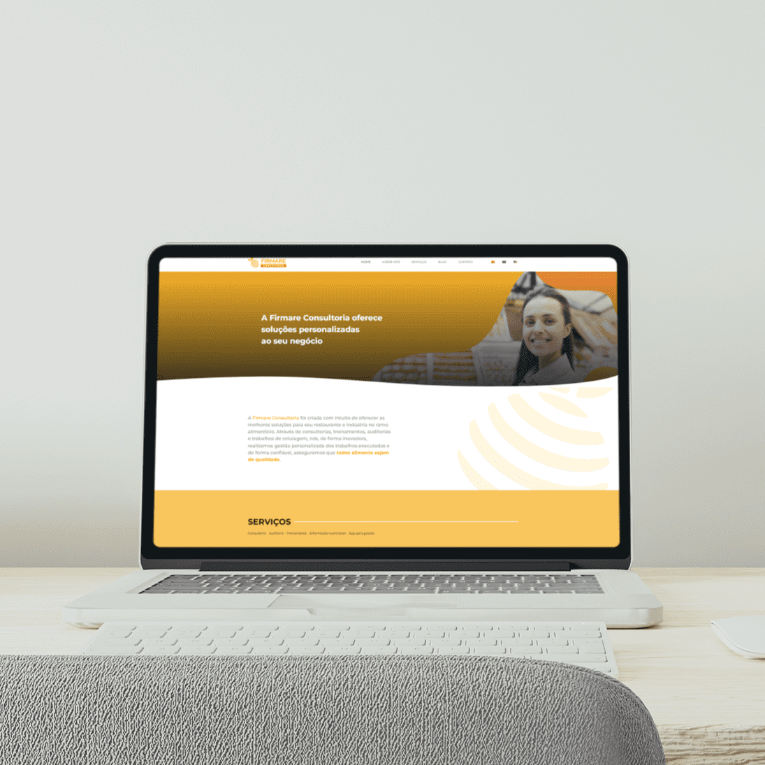 Mockup-Firmare-Consultoria - imagem Portf&oacute;lio - Superix: Assessoria, Comunica&ccedil;&atilde;o e Marketing  