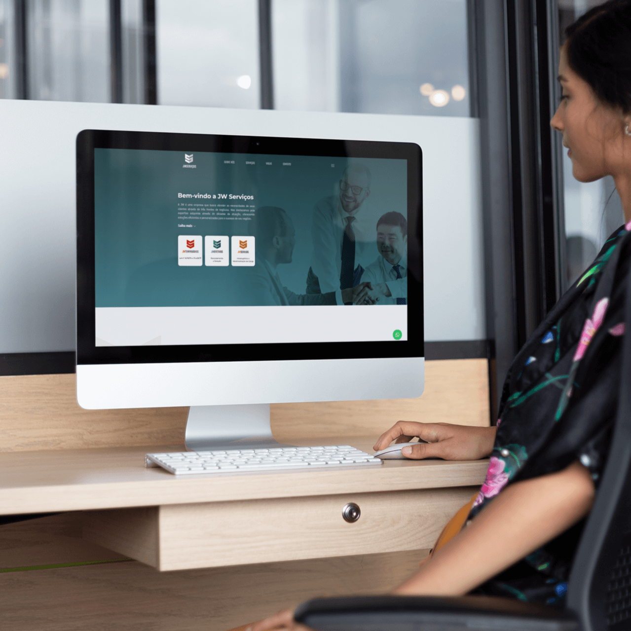 Mockup-JW-Efetivos-Landing-Page - imagem Portf&oacute;lio - Superix: Presta&ccedil;&atilde;o de Servi&ccedil;os 